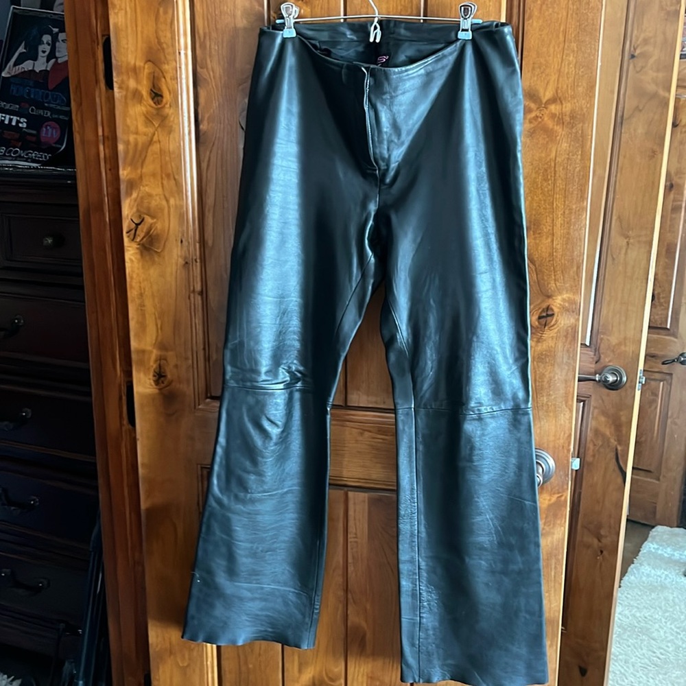 VS2 by Vakko Genuine Leather Pants